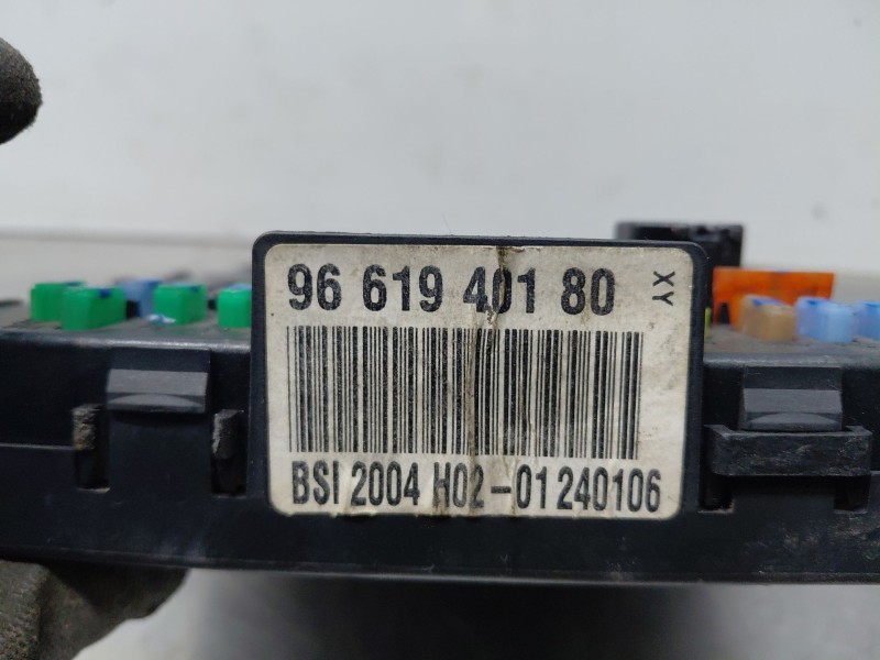 Recambio de caja reles / fusibles para peugeot 407 coupé (6c_) 2.7 hdi referencia OEM IAM 9661940180  