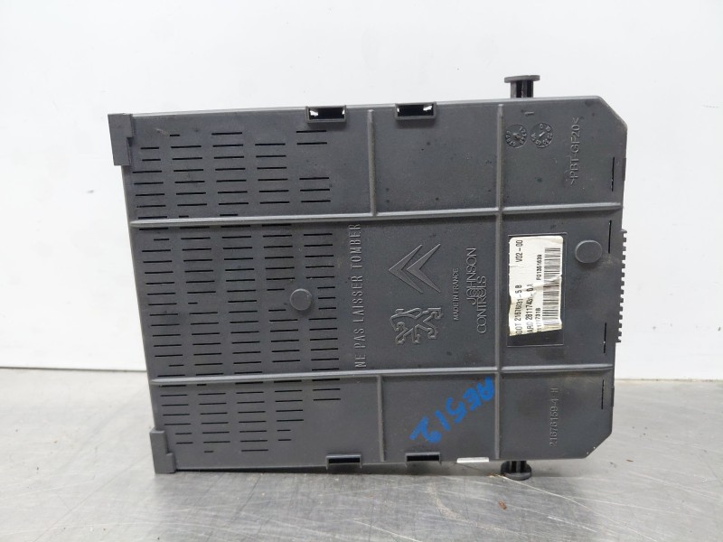 Recambio de caja reles / fusibles para peugeot 407 coupé (6c_) 2.7 hdi referencia OEM IAM 9661940180  