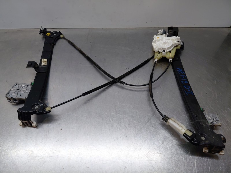 Recambio de elevalunas delantero izquierdo para peugeot 407 coupé (6c_) 2.7 hdi referencia OEM IAM 9221V8  