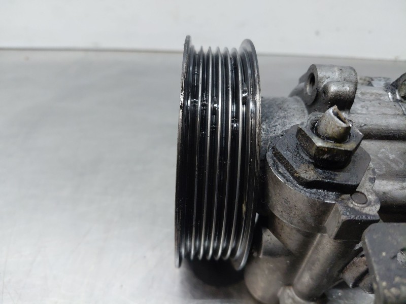 Recambio de bomba direccion para peugeot 407 coupé (6c_) 2.7 hdi referencia OEM IAM 4007HR  