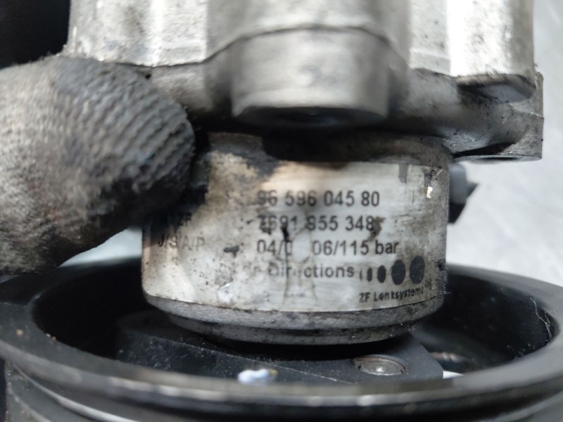 Recambio de bomba direccion para peugeot 407 coupé (6c_) 2.7 hdi referencia OEM IAM 4007HR  