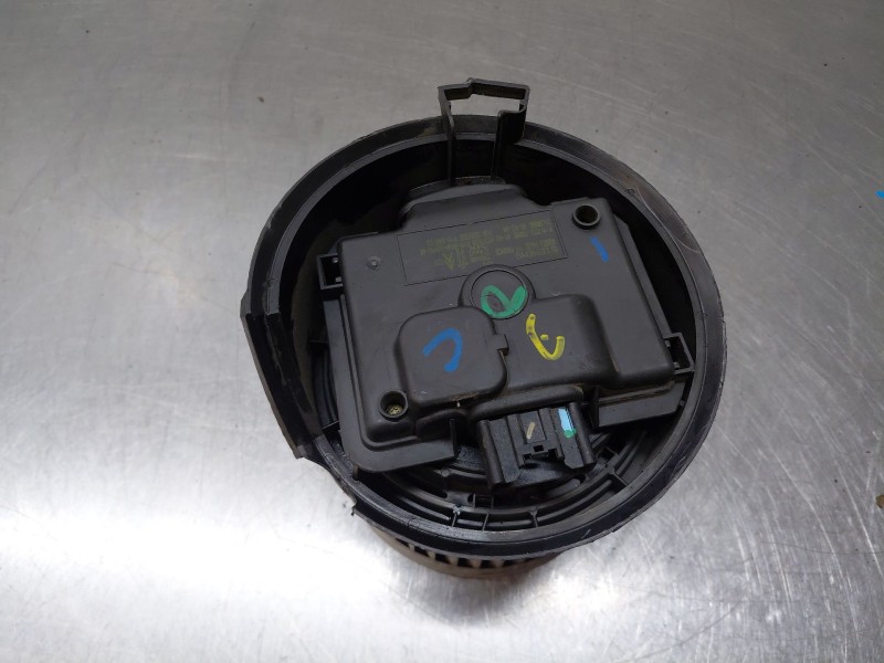 Recambio de motor calefaccion para peugeot 407 coupé (6c_) 2.7 hdi referencia OEM IAM 6441S3  