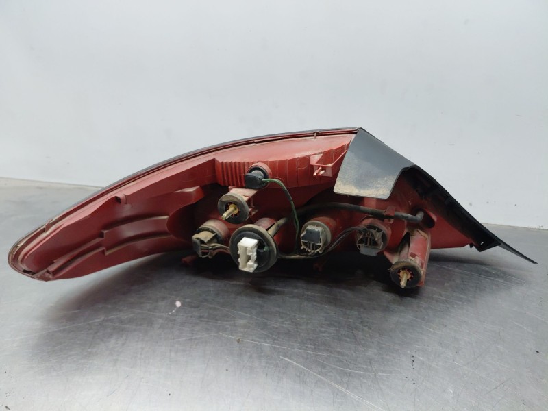 Recambio de piloto trasero derecho para peugeot 407 coupé (6c_) 2.7 hdi referencia OEM IAM 6351Y1  