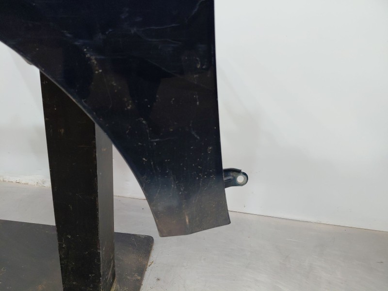 Recambio de aleta delantera izquierda para fiat 500 dolcevita referencia OEM IAM 52015757  