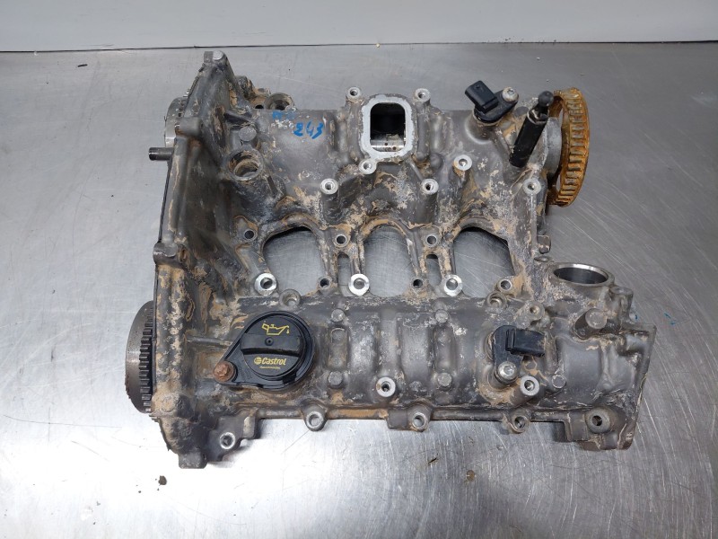 Recambio de tapa balancines para ford focus active referencia OEM IAM 2678430  