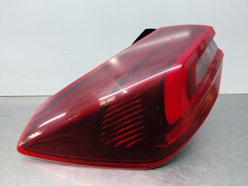 Recambio de piloto trasero izquierdo para ford focus active referencia OEM IAM 2673308 nx7b13405de 