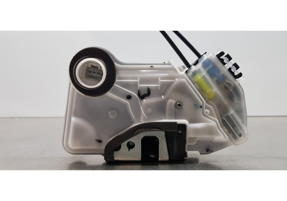 Recambio de cerradura puerta delantera izquierda para toyota corolla touring sports (e21) hybrid advance referencia OEM IAM 6904