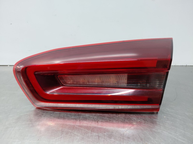 Recambio de piloto trasero derecho interior para ford focus active referencia OEM IAM 2540413  