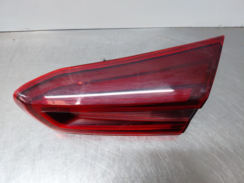 Recambio de piloto trasero derecho interior para ford focus active referencia OEM IAM 2540413  