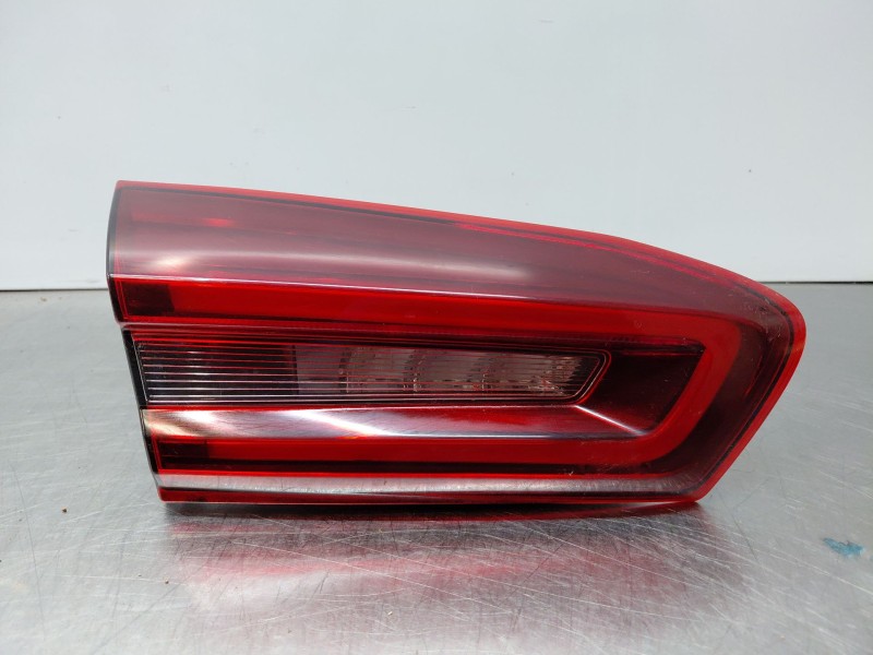 Recambio de piloto trasero izquierdo interior para ford focus active referencia OEM IAM 2540397  