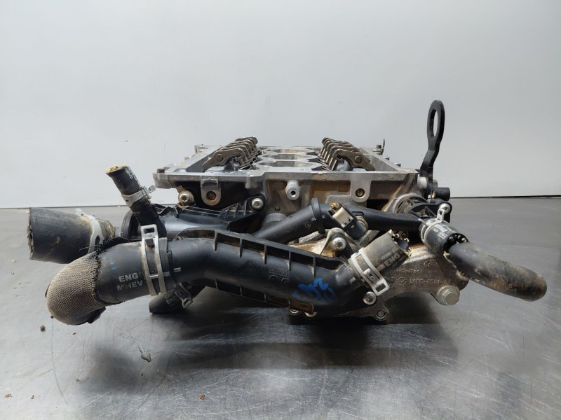 Recambio de culata para ford focus active referencia OEM IAM 2521463  