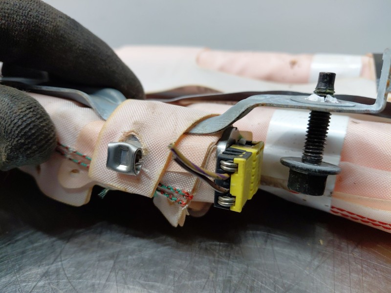 Recambio de airbag cortina delantero derecho para ford focus active referencia OEM IAM 2474204  