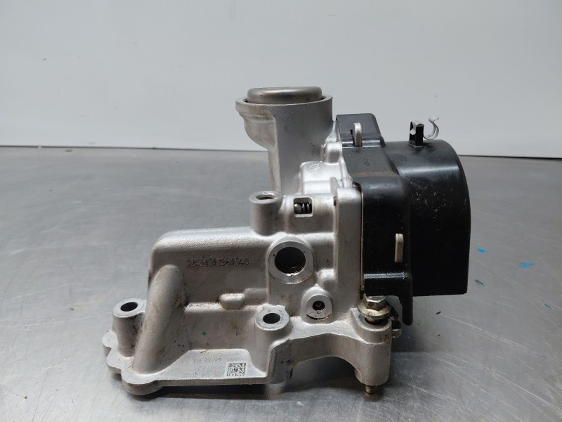 Recambio de bomba aceite para ford focus active referencia OEM IAM 2231261  