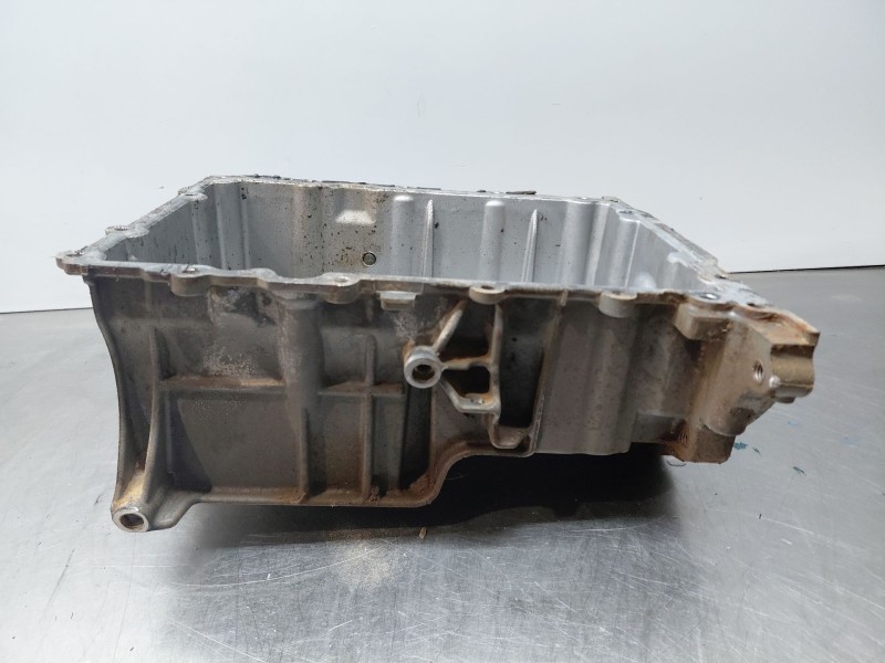 Recambio de carter para ford focus active referencia OEM IAM 2207883  