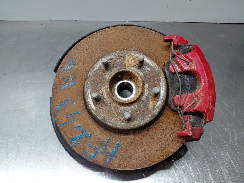 Recambio de mangueta delantera derecha para ford focus active referencia OEM IAM 2194085  