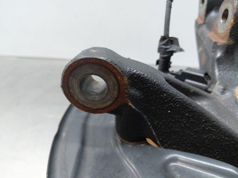 Recambio de mangueta delantera izquierda para ford focus active referencia OEM IAM 2194091  