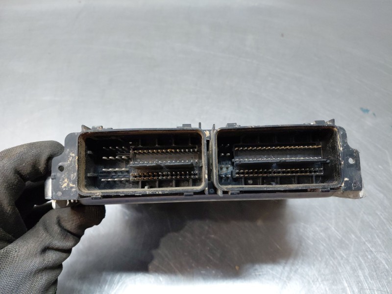 Recambio de centralita motor uce para ford focus active referencia OEM IAM 0261S105FE MX7A12a650akb MX7A12B684MA