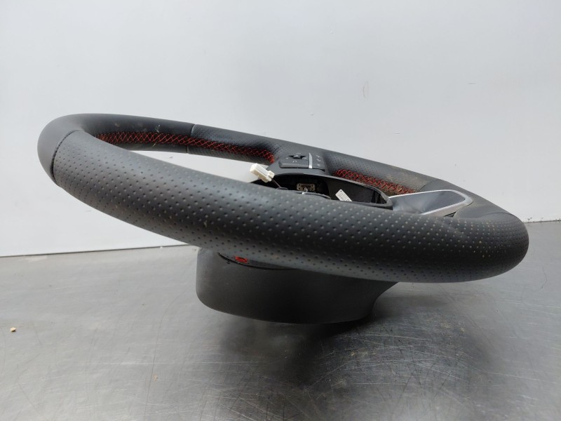 Recambio de volante para ford focus active referencia OEM IAM 2542753  