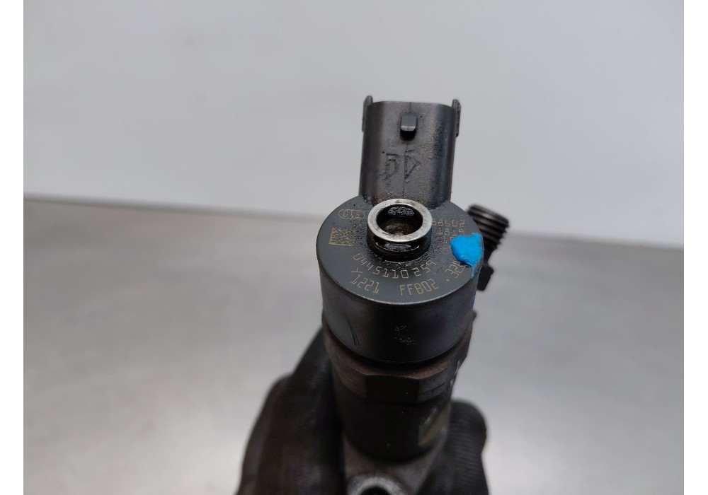 Recambio de inyector para ford focus ii (da_, hcp, dp) 1.6 tdci referencia OEM IAM 0445110259  