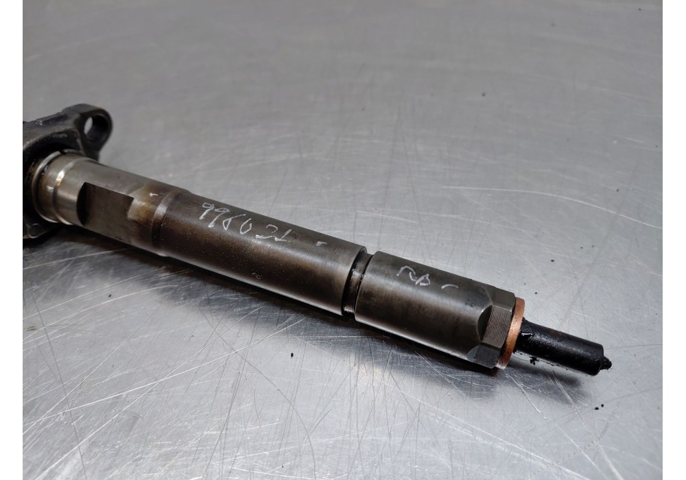 Recambio de inyector para ford focus ii (da_, hcp, dp) 1.6 tdci referencia OEM IAM 0445110259  