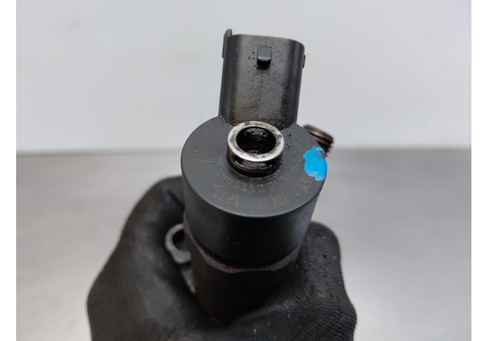 Recambio de inyector para ford focus ii (da_, hcp, dp) 1.6 tdci referencia OEM IAM 0445110259  