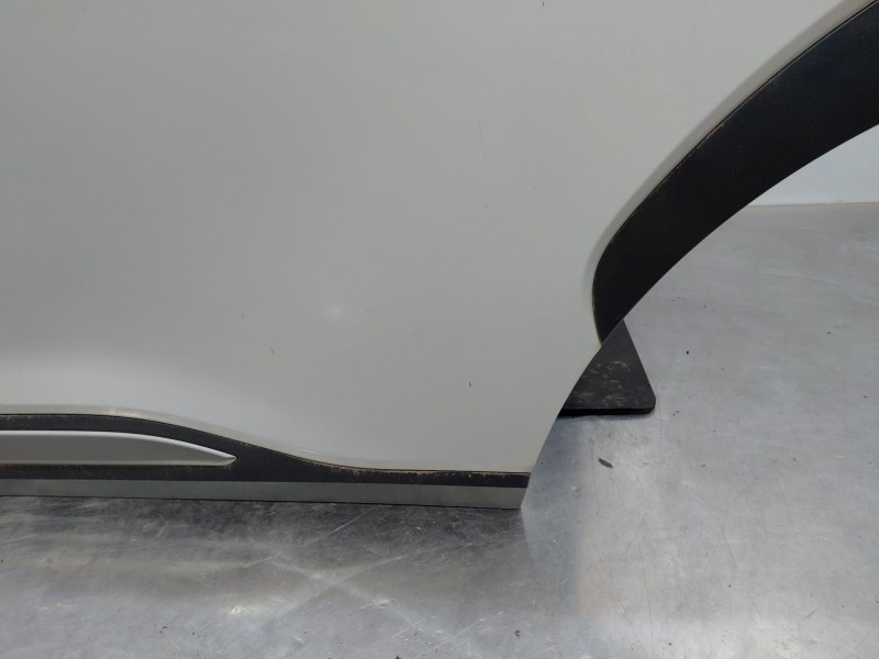 Recambio de puerta trasera izquierda para hyundai kona hybrid referencia OEM IAM 77003J9020  