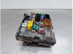 Recambio de caja reles / fusibles para peugeot partner kasten active referencia OEM IAM 9807028780   2