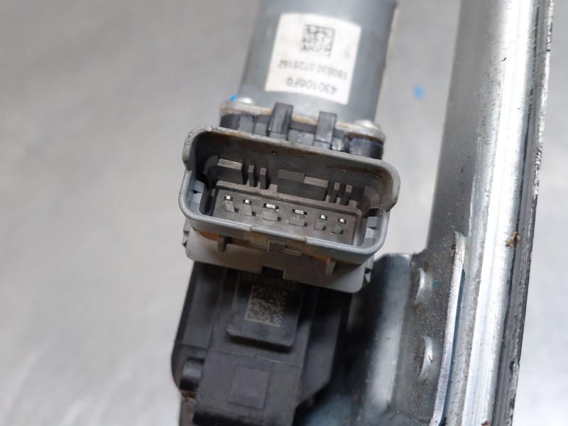 Recambio de elevalunas delantero izquierdo para peugeot partner kasten active referencia OEM IAM 9802389280  