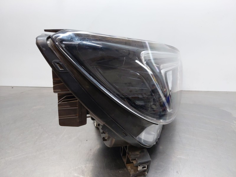 Recambio de faro derecho para opel mokka x selective referencia OEM IAM 42698960  