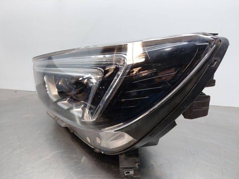Recambio de faro izquierdo para opel mokka x selective referencia OEM IAM 42698961  