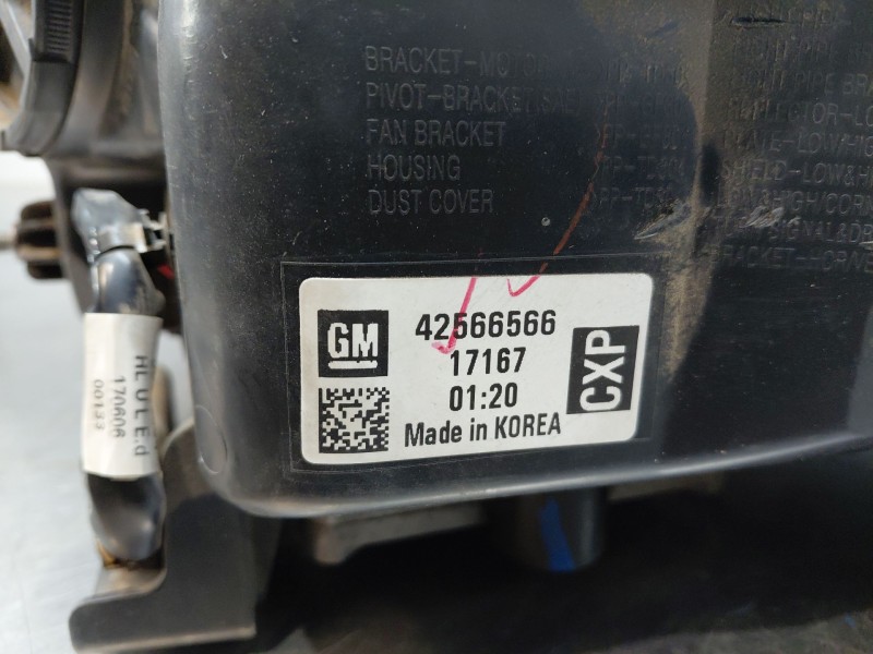 Recambio de faro izquierdo para opel mokka x selective referencia OEM IAM 42698961  