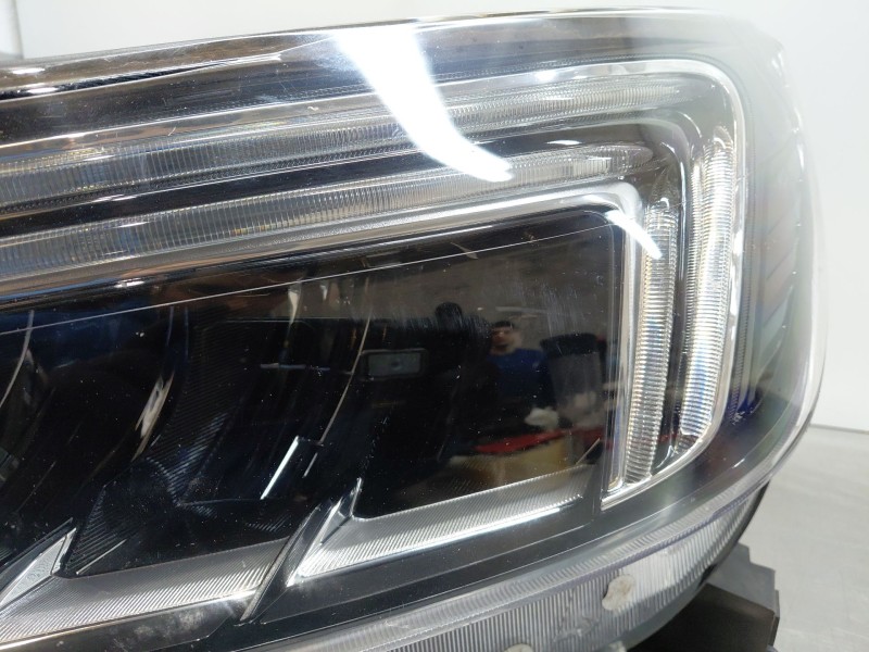 Recambio de faro izquierdo para opel mokka x selective referencia OEM IAM 42698961  