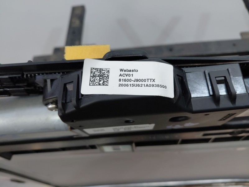 Recambio de techo electrico para hyundai kona hybrid referencia OEM IAM 67115J9050  