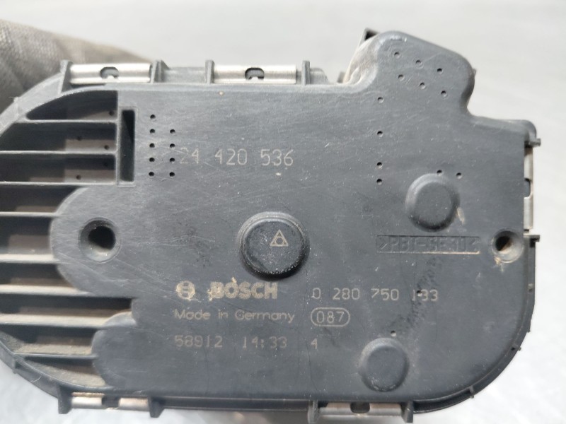 Recambio de caja mariposa para opel tigra twin top cosmo referencia OEM IAM   