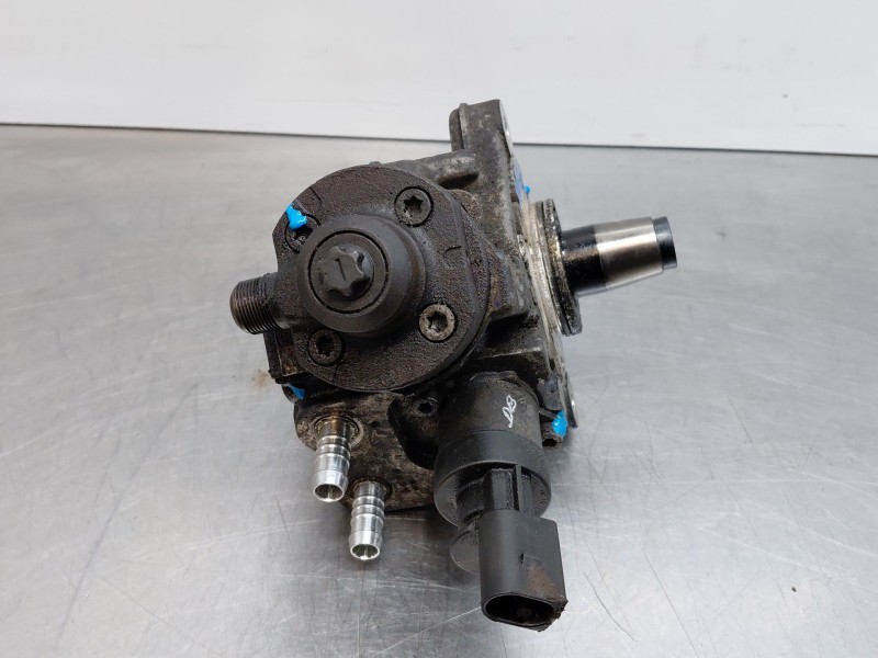 Recambio de bomba inyeccion para bmw x1 (e84) xdrive 18 d referencia OEM IAM   