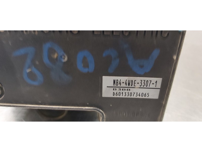 Recambio de abs para mitsubishi outlander (cu0w) 2.0 4wd referencia OEM IAM MN102311 MB44WDE33071  Recambio de abs para mitsubishi outlander (cu0w) 2.0 4wd referencia OEM IAM MN102311 MB44WDE33071