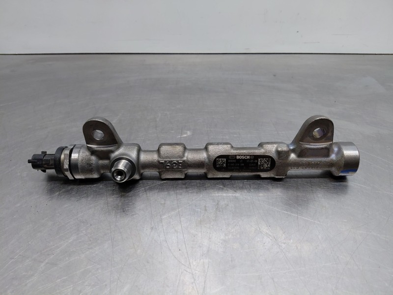 Recambio de rampa inyectora para fiat doblo ii cargo (263) multijet referencia OEM IAM   