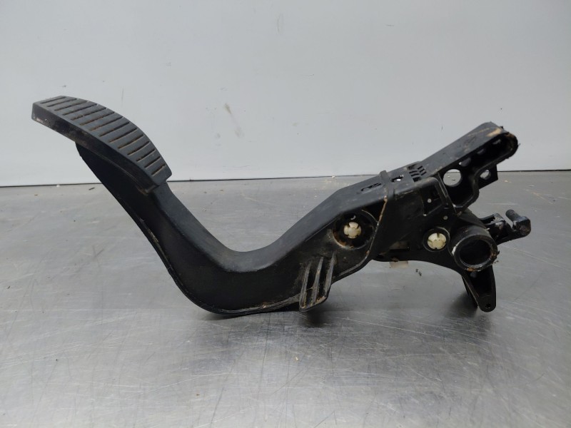Recambio de pedal embrague para opel corsa e design referencia OEM IAM   