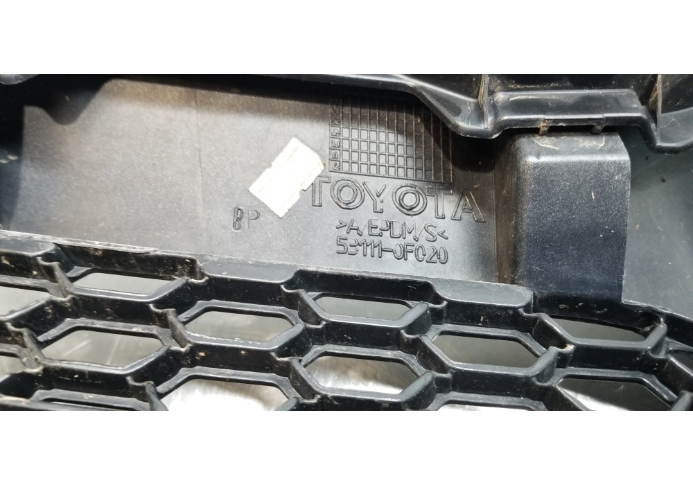 Recambio de rejilla delantera para toyota corolla verso (r1) 1.8 luna referencia OEM IAM 531110F020   Recambio de rejilla delantera para toyota corolla verso (r1) 1.8 luna referencia OEM IAM 531110F020