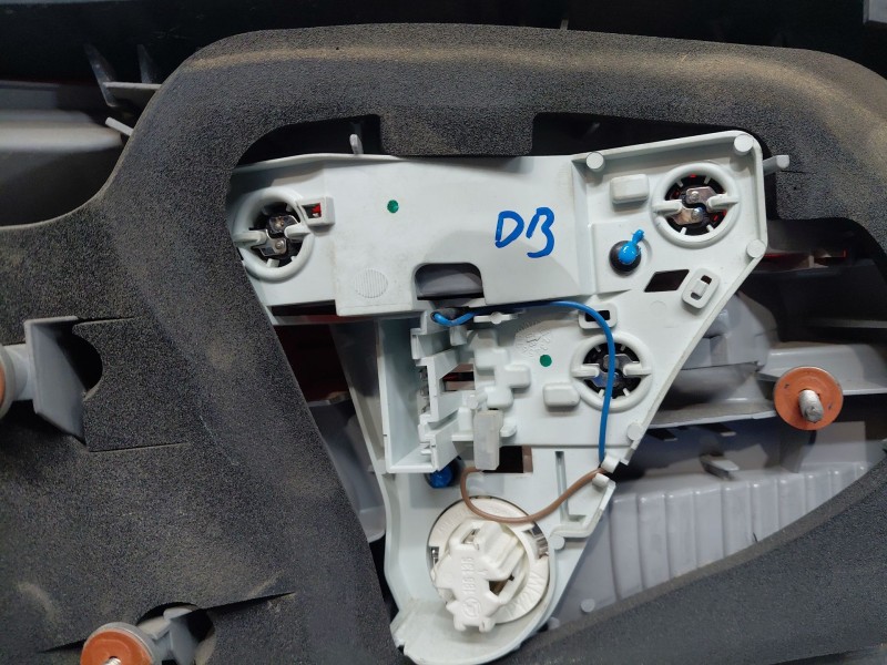 Recambio de piloto trasero derecho para bmw serie 3 cabrio (e93) essence referencia OEM IAM   