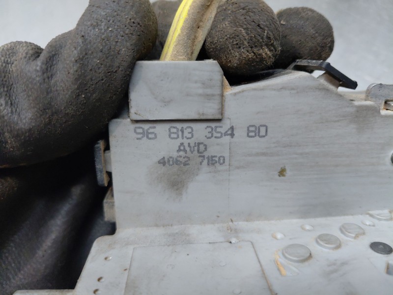 Recambio de cerradura puerta delantera derecha para peugeot expert kasten active referencia OEM IAM   