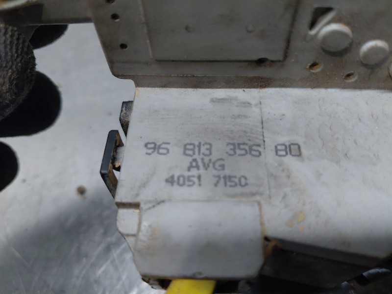 Recambio de cerradura puerta delantera izquierda para peugeot expert kasten active referencia OEM IAM   