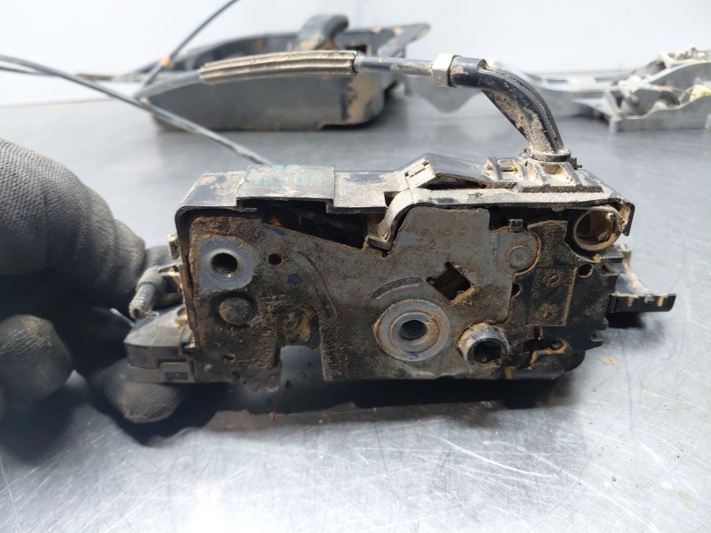 Recambio de cerradura puerta lateral derecha para peugeot expert kasten active referencia OEM IAM   