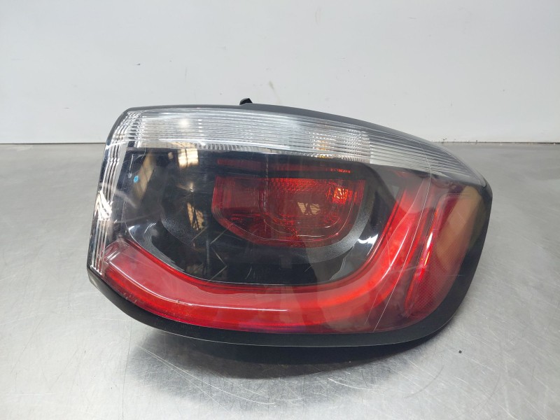 Recambio de piloto trasero derecho para jeep compass ii longitude referencia OEM IAM   