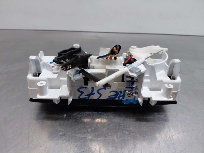 Recambio de mando calefaccion / aire acondicionado para peugeot partner kasten active referencia OEM IAM   