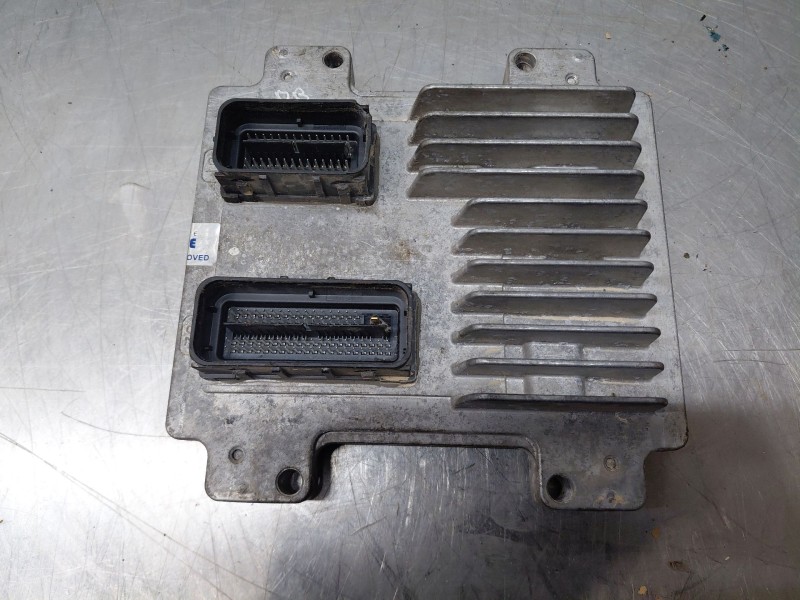 Recambio de centralita motor uce para opel corsa e design referencia OEM IAM   