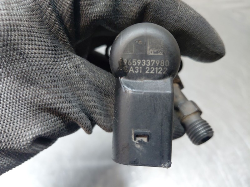 Recambio de inyector para fiat scudo furgoneta (270_, 272_) 2.0 d multijet referencia OEM IAM 9659337980  