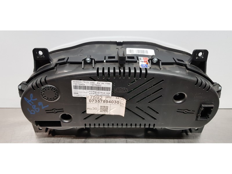 Recambio de cuadro instrumentos para jeep renegade limited 4x2 referencia OEM IAM 735759403  