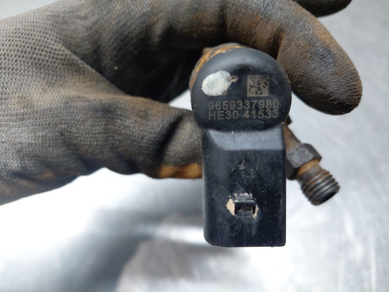 Recambio de inyector para peugeot expert kasten active referencia OEM IAM   