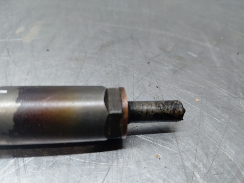 Recambio de inyector para peugeot expert kasten active referencia OEM IAM   